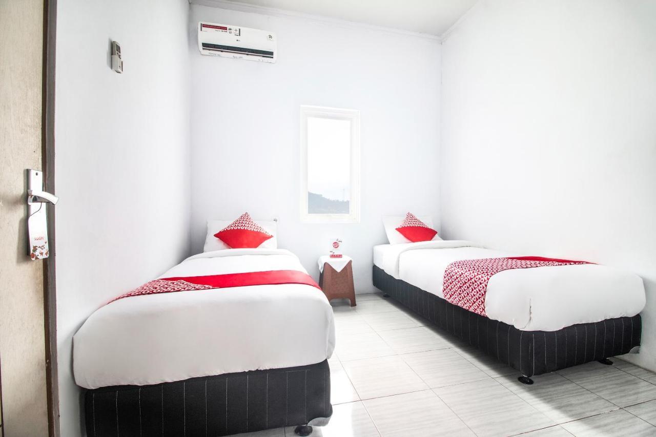 Vaccinated Staff-Oyo 2699 Haven Boarding House Hotel Ambon Exterior photo