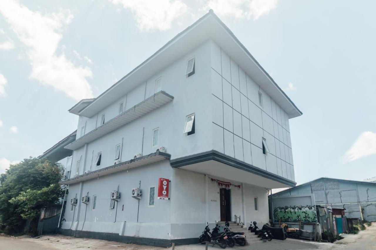 Vaccinated Staff-Oyo 2699 Haven Boarding House Hotel Ambon Exterior photo
